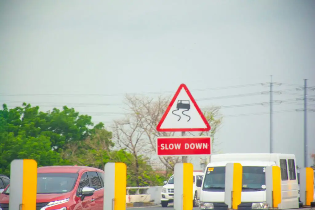 do non moving violations affect insurance