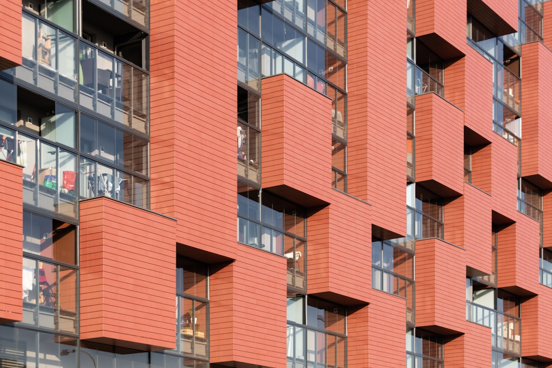 Breslau entdecken: Bunte Altstadt, Jugendstil und lebendige Restaurant-Szene Thema Bild