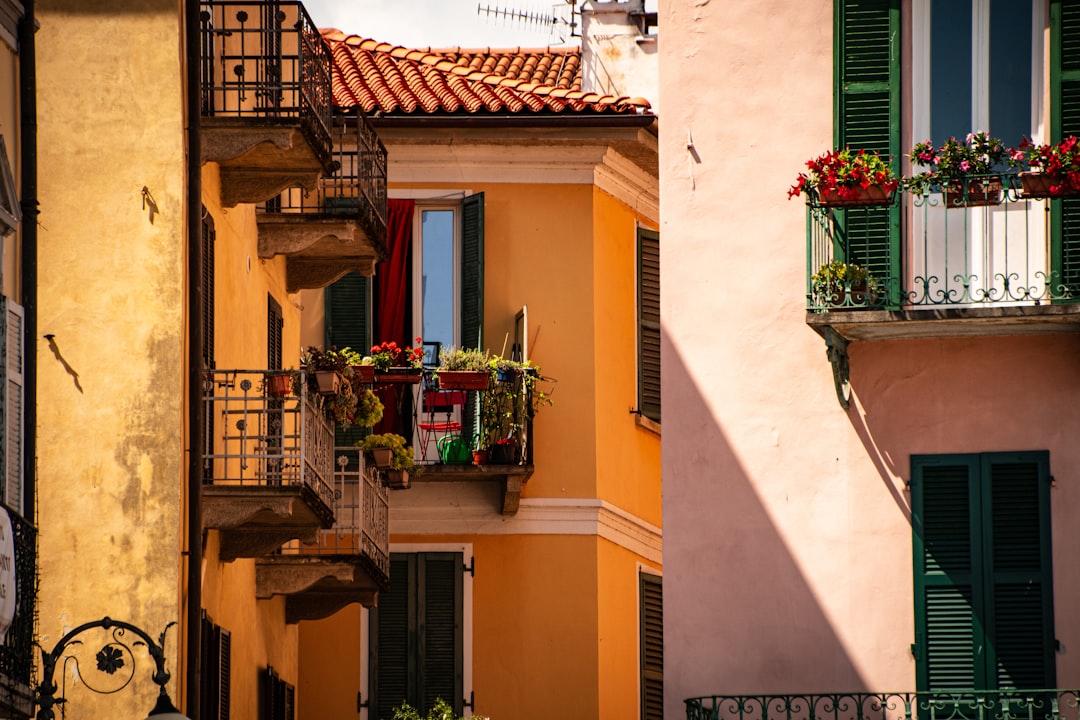 Verbania am Lago Maggiore: Elegante Promenaden und mediterranes Flair Bild
